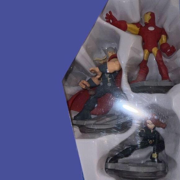 Disney INFINITY Marvel Super Heroes 2.0 Edition Video Game Starter Pack PS3 OPEN - Picture 2 of 6